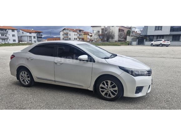 Sahibinden Toyota Corolla 1.4 D-4D Advance 2013 Model