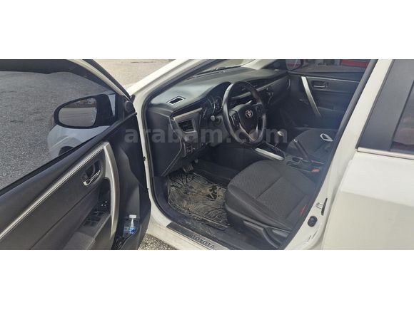 Sahibinden Toyota Corolla 1.4 D-4D Advance 2013 Model