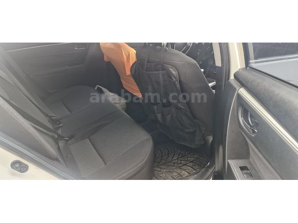 Sahibinden Toyota Corolla 1.4 D-4D Advance 2013 Model