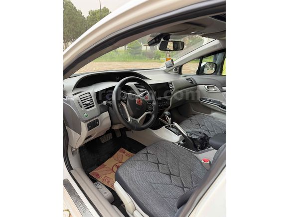 Sahibinden Honda Civic 1.6i VTEC ECO Elegance 2015 Model 