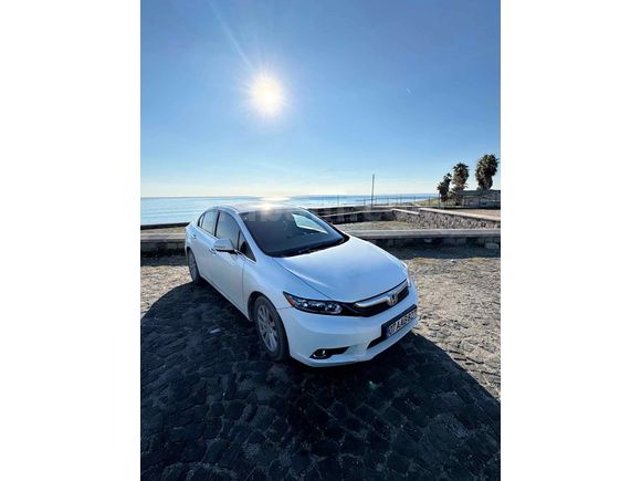 Sahibinden Honda Civic 1.6 Elegance 2013 Model  206.000 km Beyaz