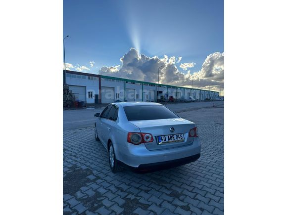 Sahibinden Volkswagen Jetta 1.9 TDi Primeline 2008 Model