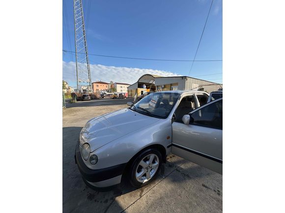 Sahibinden Toyota Corolla 1.3 Terra 2000 Model 