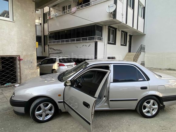 Sahibinden Toyota Corolla 1.3 Terra 2000 Model 