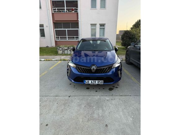 2026 Ocak çıkışlı 3300km sıfır clio 
