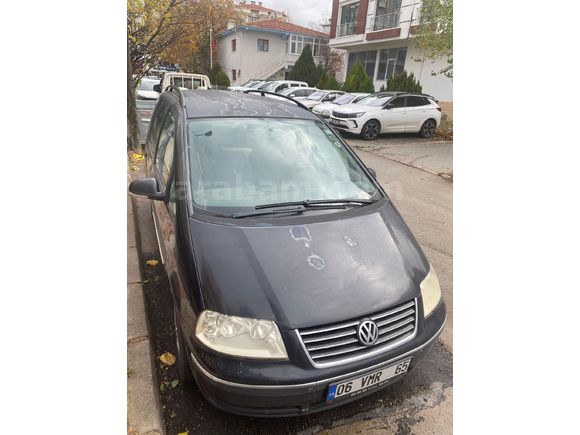 Sahibinden Volkswagen Sharan 1.9 TDI Comfortline 2004 Model  390.000 km Siyah