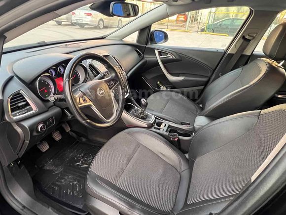 Sahibinden Opel Astra 1.6 Cosmo 2011 Model 