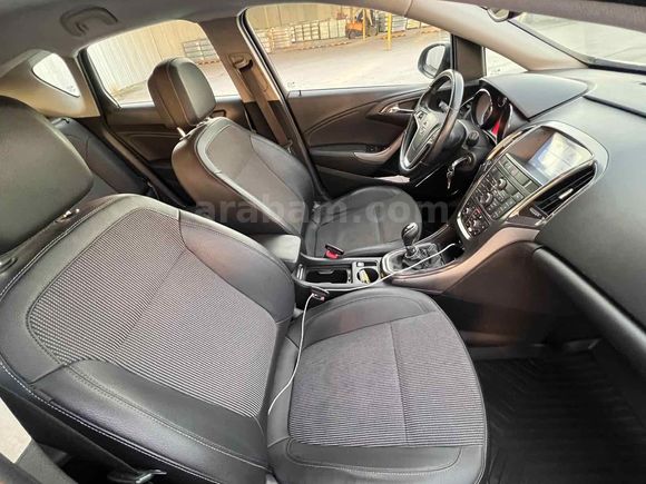 Sahibinden Opel Astra 1.6 Cosmo 2011 Model 