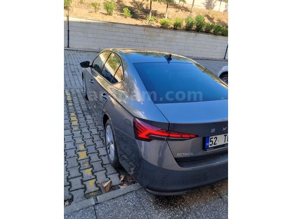 Sahibinden Skoda Octavia 1.5 Mhev Premium Advance Donanım