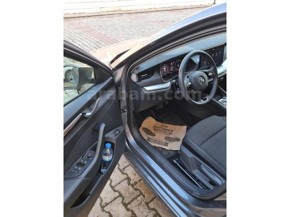 Sahibinden Skoda Octavia 1.5 Mhev Premium Advance Donanım