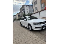 Sahibinden Volkswagen Jetta 1.6 TDi Trendline 2015 Model  240.000 km Beyaz