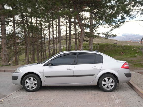 Sahibinden Renault Megane 1.5 dCi Dynamique 2006 Model 