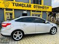 2011 FORD FOCUS lll YENİ KASA TİTANYUM X EN DOLUSU
