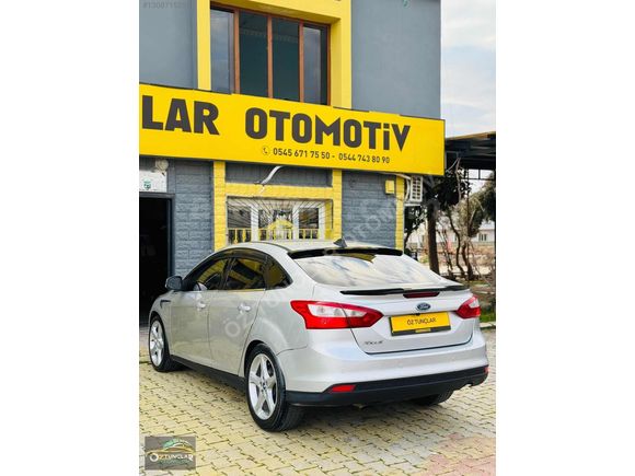 2011 FORD FOCUS lll YENİ KASA TİTANYUM X EN DOLUSU