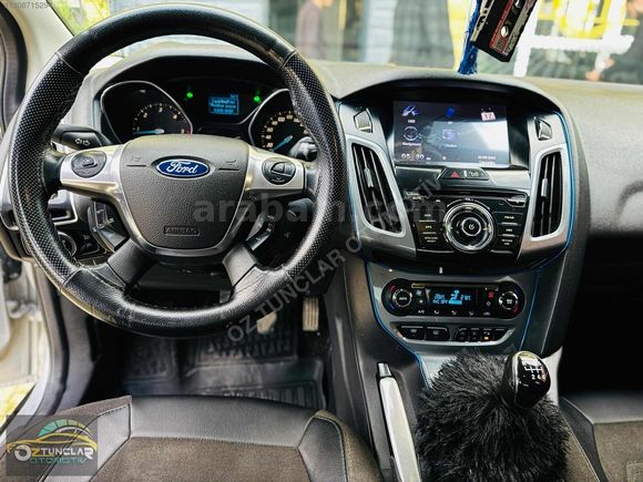 2011 FORD FOCUS lll YENİ KASA TİTANYUM X EN DOLUSU