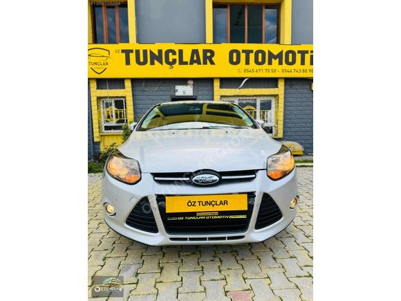 2011 FORD FOCUS lll YENİ KASA TİTANYUM X EN DOLUSU