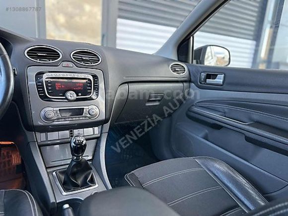 2009 Ford Focus 1.6 TDCI Titanium Sunroof