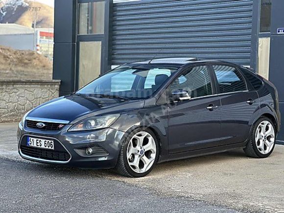 2009 Ford Focus 1.6 TDCI Titanium Sunroof