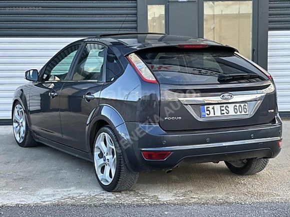 2009 Ford Focus 1.6 TDCI Titanium Sunroof