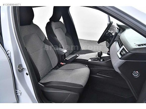 AKBEY'DEN 2024 OTOMTİK HATSZ AYARINDA EVOLUTİON+GSR2 1.0TCE CLİO