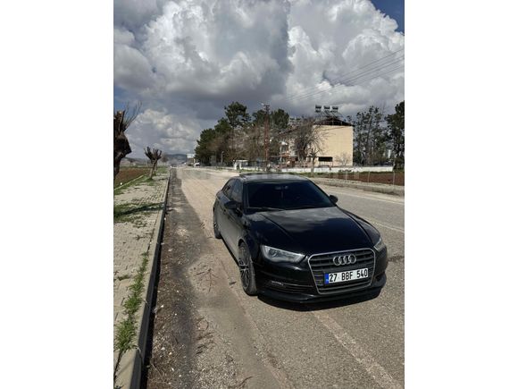 Sahibinden Audi A3 Sedan 1.6 TDI Design Line 2016 Model  215.000 km Siyah