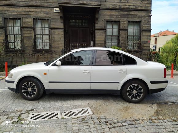 Sahibinden Volkswagen Passat 1.8 Basic 1999 Model