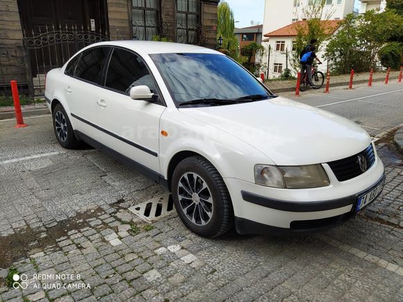 Sahibinden Volkswagen Passat 1.8 Basic 1999 Model