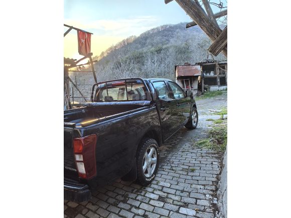 Sahibinden Isuzu D-Max 2.5 4x2 Limited 2013 Model