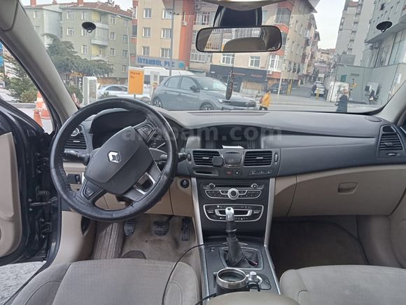 Sahibinden Renault Latitude 1.5 dCi Privilege 2011 Model 