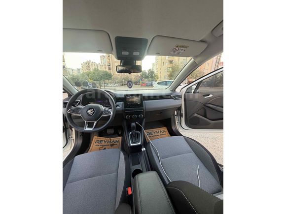 Sahibinden Renault Clio 1.0 TCe Evolution 2024 Model  19.000 km Beyaz