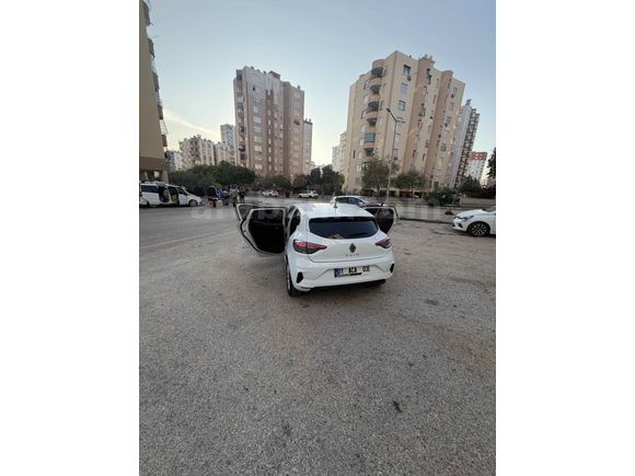 Sahibinden Renault Clio 1.0 TCe Evolution 2024 Model  19.000 km Beyaz