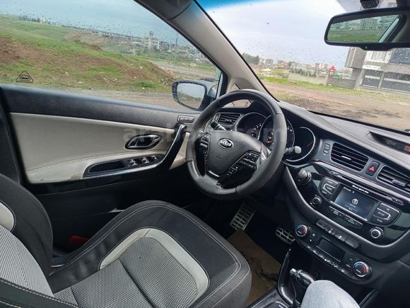 Kia cee'd 2012