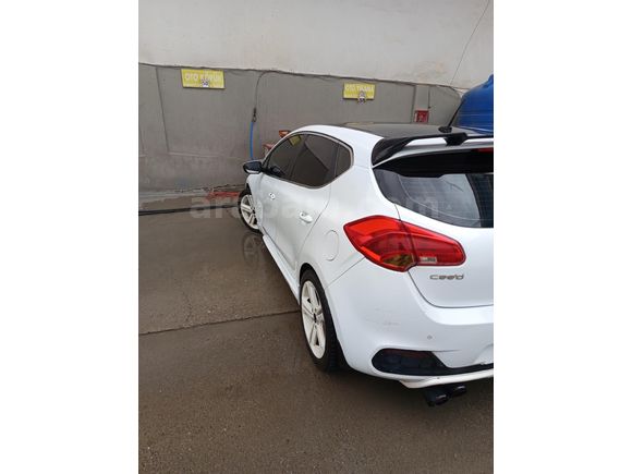 Kia cee'd 2012