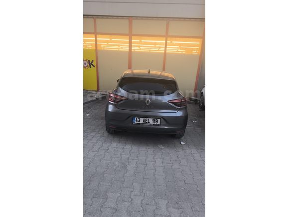 Sahibinden Renault Clio 1.0 TCe Touch 2023 Model