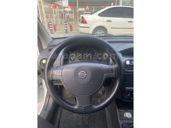 Sahibinden Opel Corsa 1.3 CDTI Essentia 2006 Model 