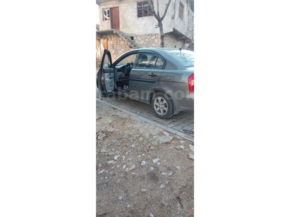 Sahibinden Hyundai Accent Era 1.4 Team 2009 Model