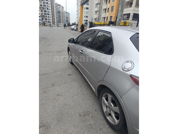 Sahibinden Honda Civic 1.4 Comfort 2011 Model