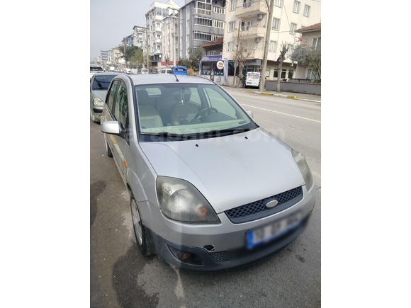 Sahibinden Ford Fiesta 1.4 Comfort 2007 Model  169.000 km Gri