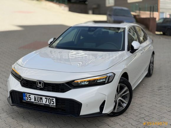 BOYASIZ CİVİC 1.5 VTEC ECO ELEGANCE PLUS 129 HP FAB. LPG BEYAZ