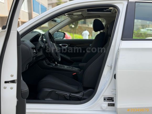 BOYASIZ CİVİC 1.5 VTEC ECO ELEGANCE PLUS 129 HP FAB. LPG BEYAZ