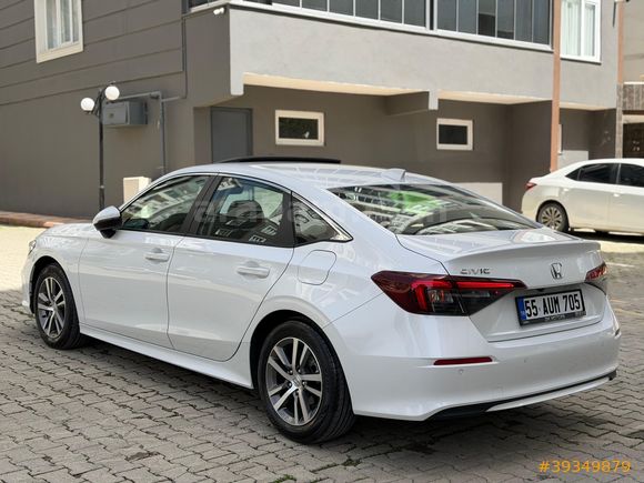 BOYASIZ CİVİC 1.5 VTEC ECO ELEGANCE PLUS 129 HP FAB. LPG BEYAZ