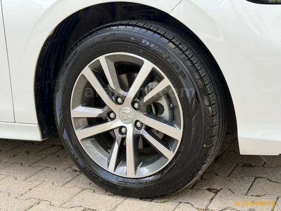 BOYASIZ CİVİC 1.5 VTEC ECO ELEGANCE PLUS 129 HP FAB. LPG BEYAZ