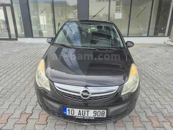 Sahibinden Opel Corsa 1.2 Twinport Essentia 2012 Model  108.000 km Siyah