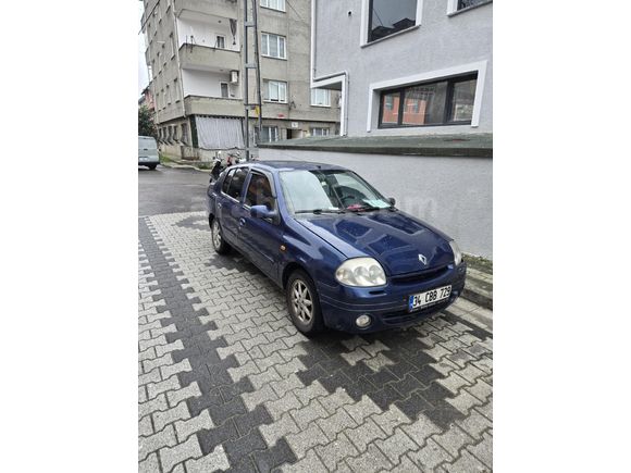 Bayram Mercan Otomotivden Renault Clio 1.4 RNA 2001 Model İstanbul