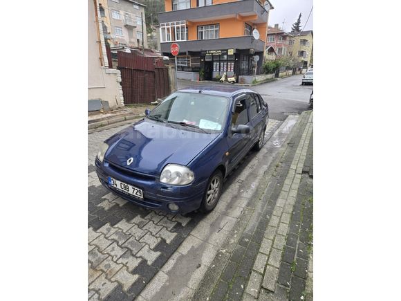 Bayram Mercan Otomotivden Renault Clio 1.4 RNA 2001 Model İstanbul