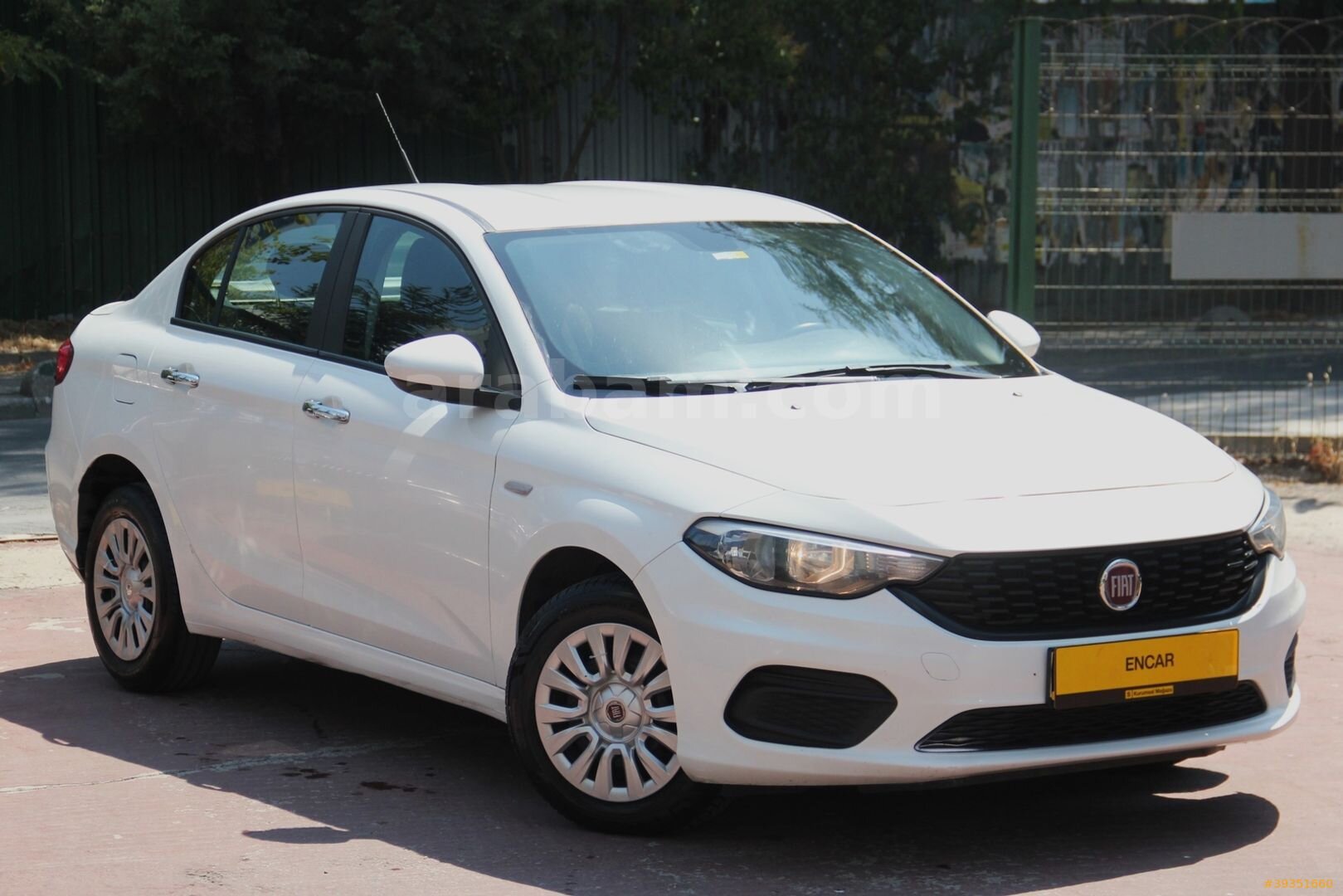 Galeriden Fiat Egea 1.3 Multijet Easy 2019 Model İstanbul 159.500 km Beyaz 3
