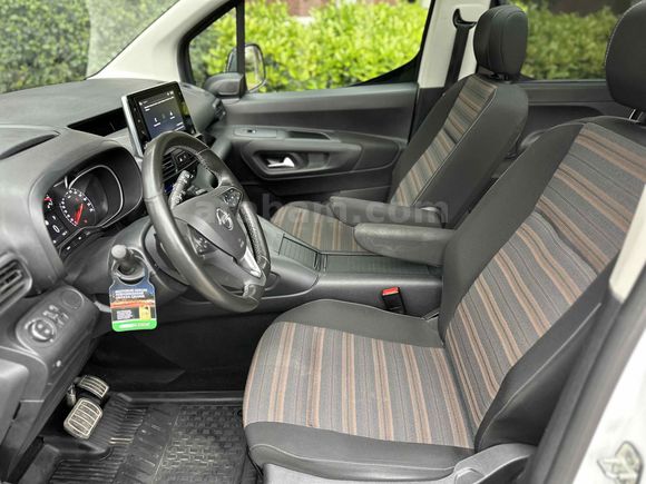 Opel Combo 1.5 D Ultimate 2023