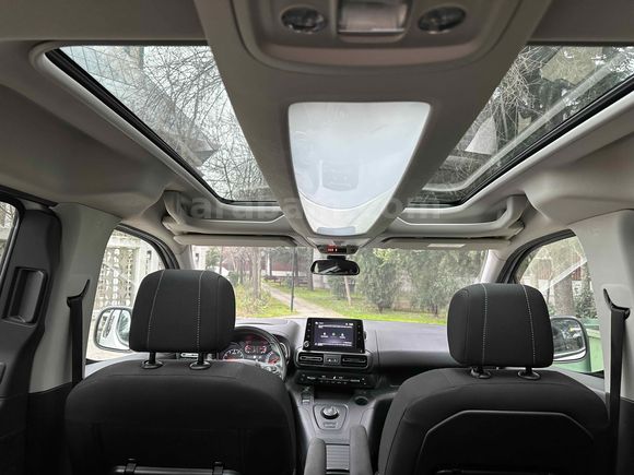 Opel Combo 1.5 D Ultimate 2023