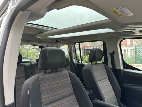 Opel Combo 1.5 D Ultimate 2023