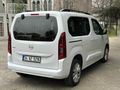 Opel Combo 1.5 D Ultimate 2023